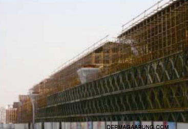 Cast-in-situ bailey bridge