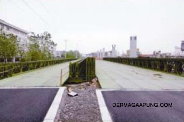 Pedestrian bailey bridge (CB-200 plus HD-321)