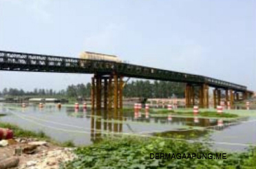 Bailey bridge (CB-200,140M long,clear width 4,2m)