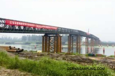 Bailey bridge (CB-200,140M long,clear width 4,2m)img 2